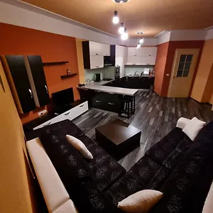 https://moonshine-apartament-in-tirana-city-center.albaniahotels.org